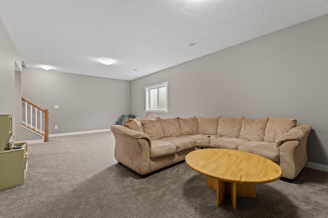 3038 Lake Meadow Drive NW, Rochester, MN 55901