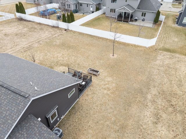 3038 Lake Meadow Drive NW, Rochester, MN 55901