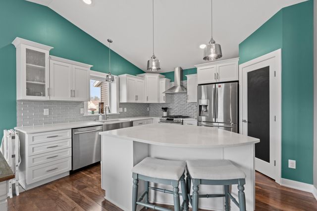 3038 Lake Meadow Drive NW, Rochester, MN 55901