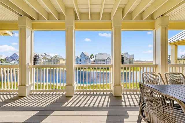 230 Bent Grass Dr, Port Aransas, TX 78373