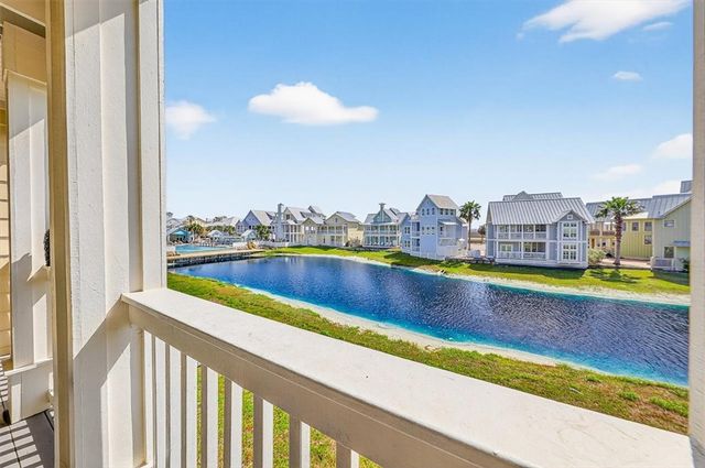 230 Bent Grass Dr, Port Aransas, TX 78373