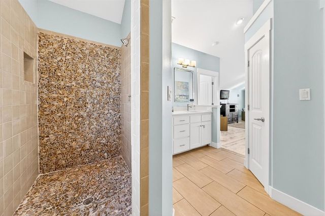 230 Bent Grass Dr, Port Aransas, TX 78373