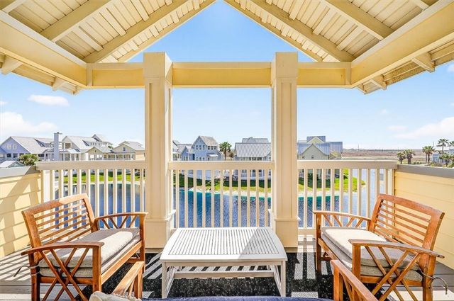 230 Bent Grass Dr, Port Aransas, TX 78373