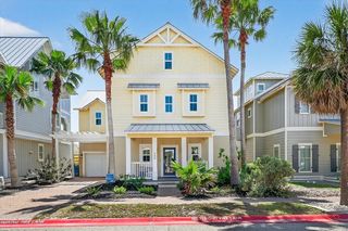 230 Bent Grass Dr, Port Aransas, TX 78373