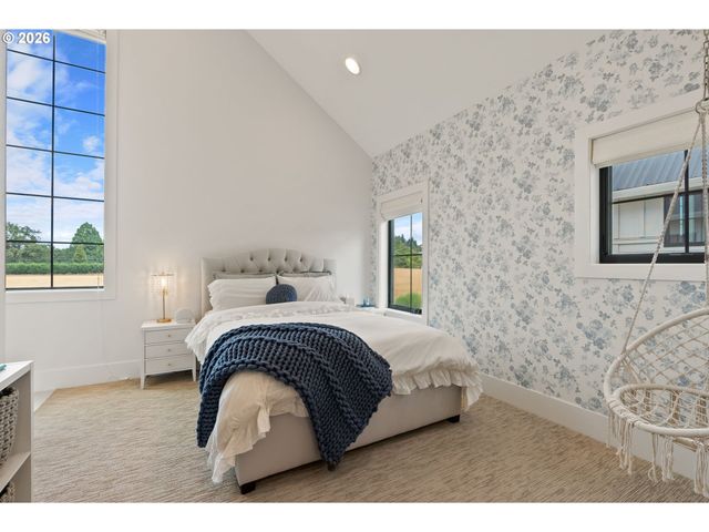 22280 Sw STAFFORD Rd, Tualatin, OR 97062