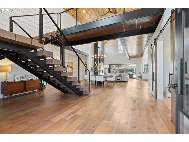 22280 Sw STAFFORD Rd, Tualatin, OR 97062