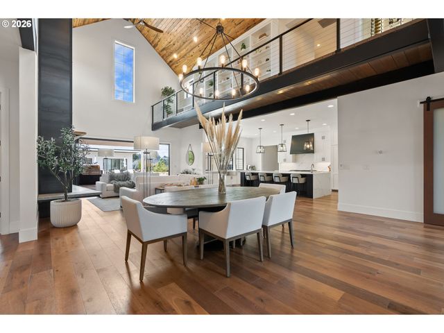 22280 Sw STAFFORD Rd, Tualatin, OR 97062