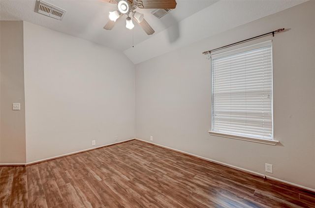 11834 Leaf Oak Drive, Houston, TX 77065