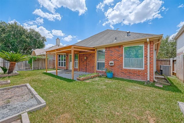 11834 Leaf Oak Drive, Houston, TX 77065