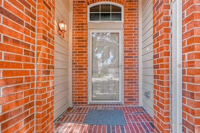 11834 Leaf Oak Drive, Houston, TX 77065