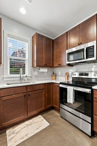 1719B Nubell St, Nashville, TN 37208