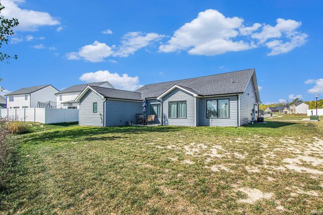 217 W Longfellow Boulevard, Columbia City, IN 46725