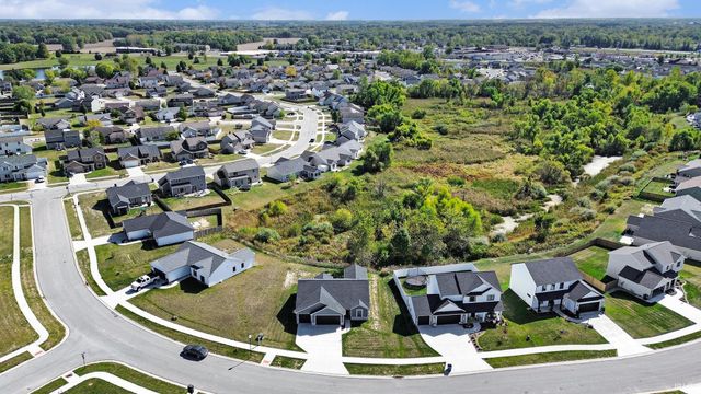 217 W Longfellow Boulevard, Columbia City, IN 46725