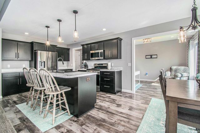 217 W Longfellow Boulevard, Columbia City, IN 46725