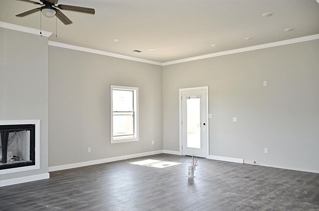 224 Quincy Cir, Trumann, AR 72472