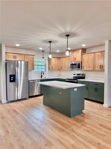 1220 E Date, Russellville, AR 72802