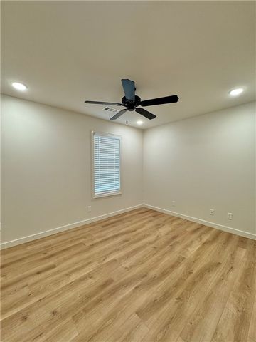 1220 E Date, Russellville, AR 72802