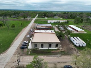 102 N Dallas Street, Rice, TX 75155