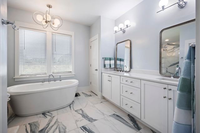 912 Cheehaw Street, Edisto Island, SC 29438