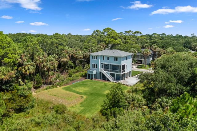 912 Cheehaw Street, Edisto Island, SC 29438