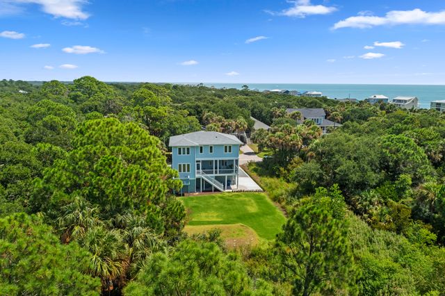 912 Cheehaw Street, Edisto Island, SC 29438