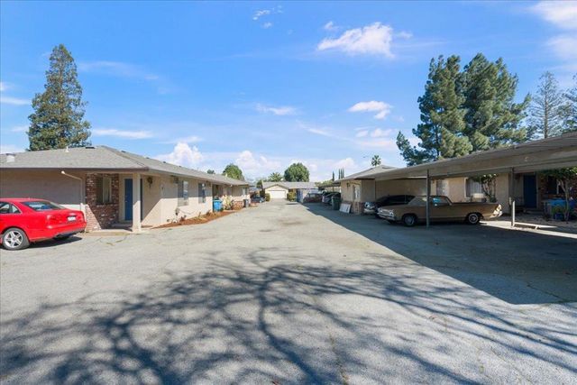 8275 Westwood Drive, Gilroy, CA 95020