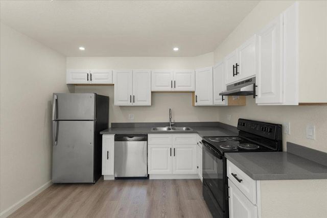 8275 Westwood Drive, Gilroy, CA 95020