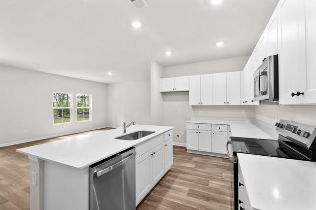 1039 Harbor Dr., Calabash, NC 28467