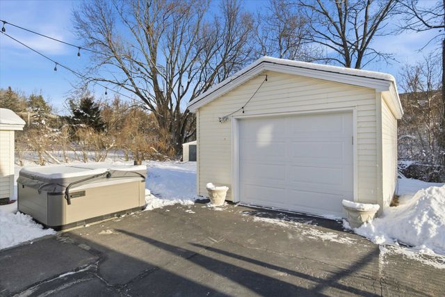 141 Bow Street, Manchester, NH 03103