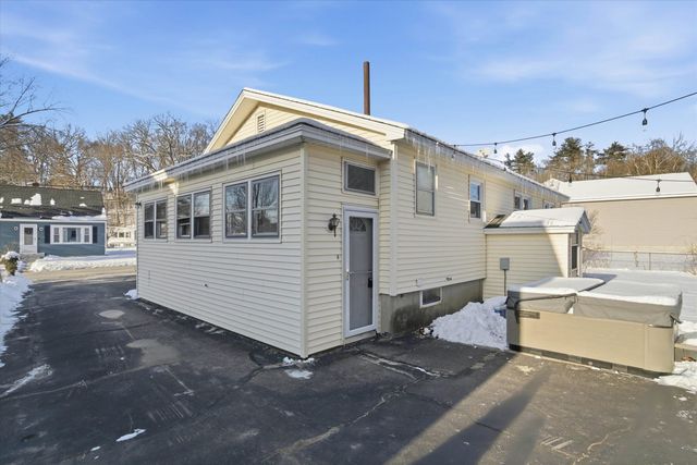 141 Bow Street, Manchester, NH 03103