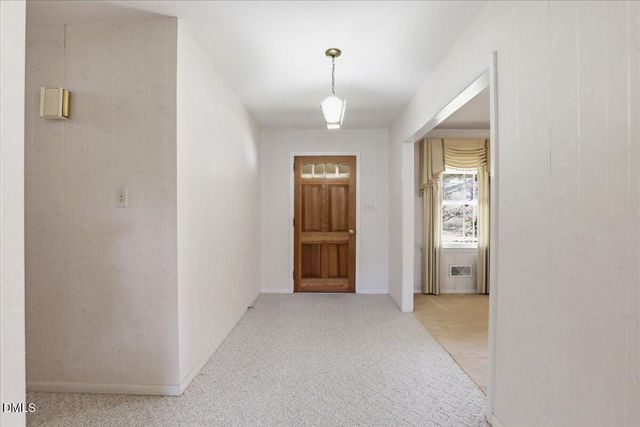 216 Crescent Drive, Clayton, NC 27520