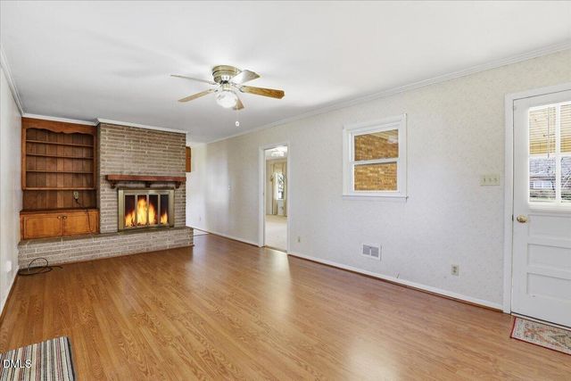 216 Crescent Drive, Clayton, NC 27520