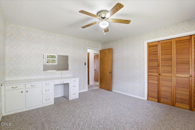 216 Crescent Drive, Clayton, NC 27520