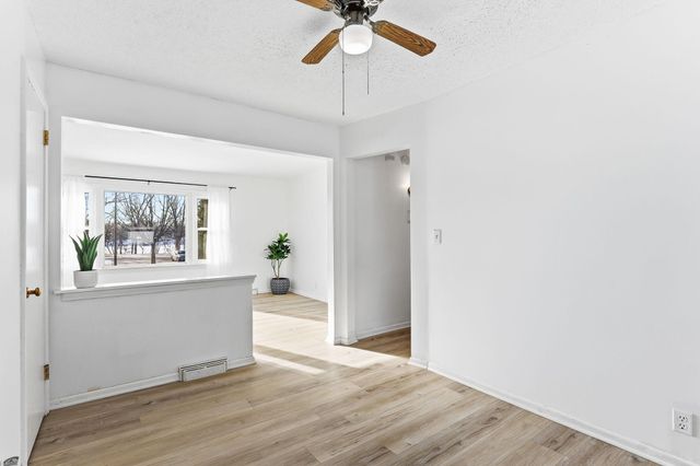 9000 Cedar Lake Road S, Saint Louis Park, MN 55426