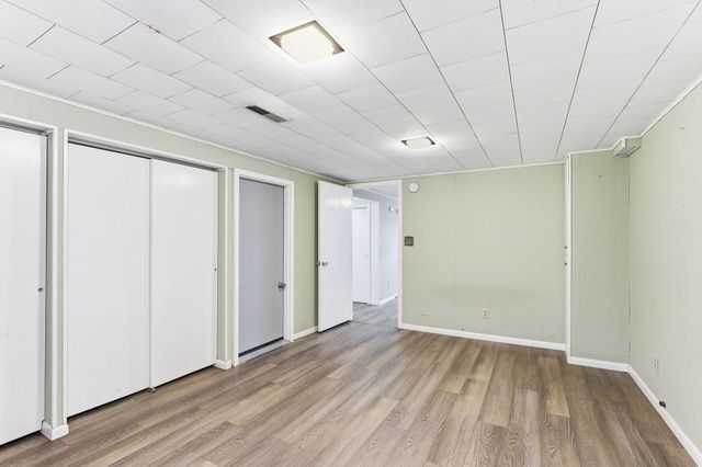 9000 Cedar Lake Road S, Saint Louis Park, MN 55426