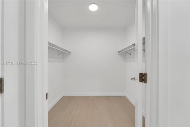 9201 E Bay Harbor Dr LPH01, Bay Harbor Islands, FL 33154