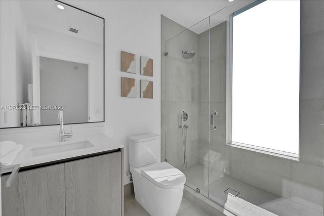 9201 E Bay Harbor Dr LPH01, Bay Harbor Islands, FL 33154