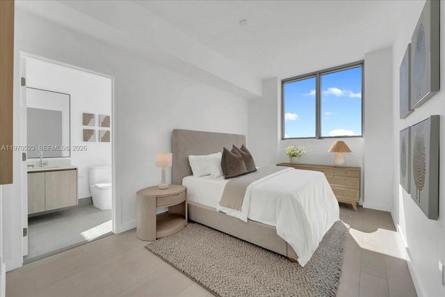 9201 E Bay Harbor Dr LPH01, Bay Harbor Islands, FL 33154