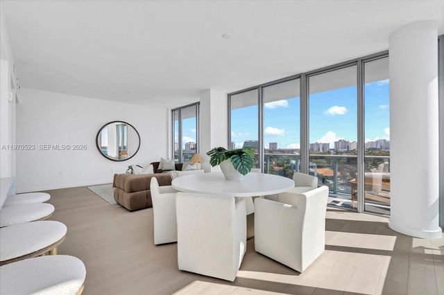 9201 E Bay Harbor Dr LPH01, Bay Harbor Islands, FL 33154