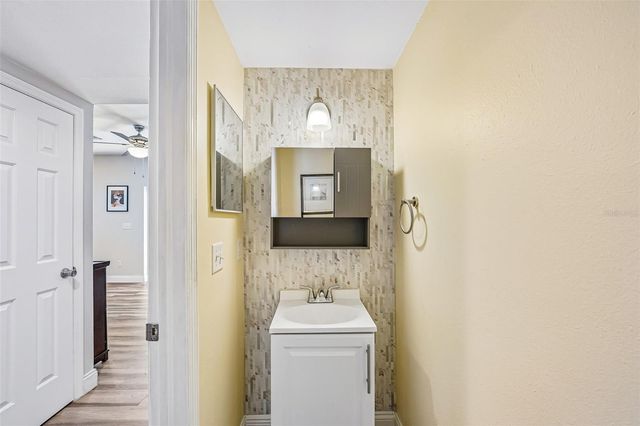 24348 SUMMER WIND COURT, Lutz, FL 33559
