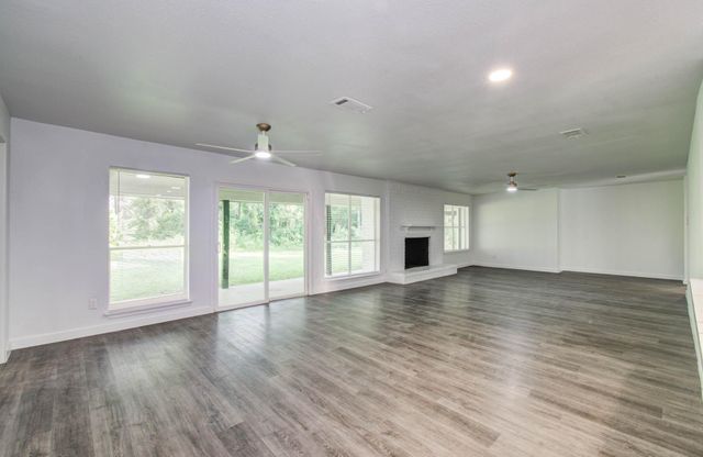 580 Brandon Road, Conroe, TX 77302