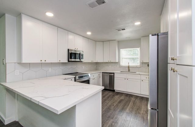 580 Brandon Road, Conroe, TX 77302