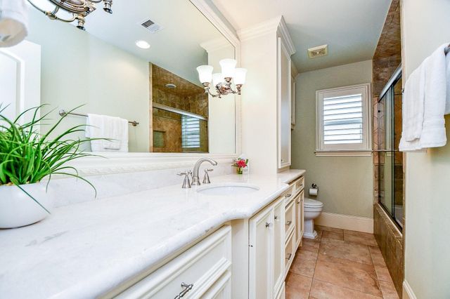 2911 Fontana Drive, Houston, TX 77043
