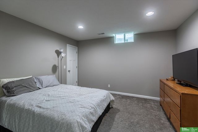 5217 S 167 Street, Omaha, NE 68135