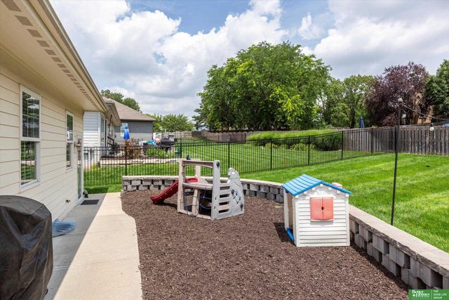 5217 S 167 Street, Omaha, NE 68135