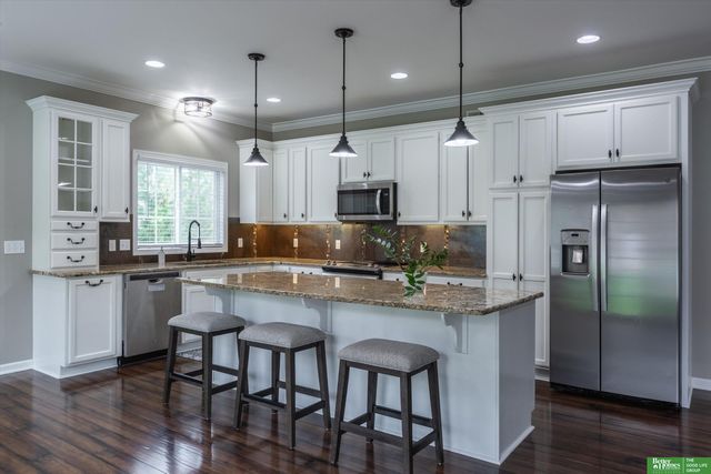 5217 S 167 Street, Omaha, NE 68135