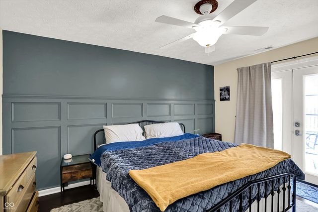 587 Gondola Run, Greenfield, IN 46140