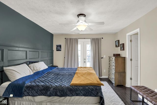 587 Gondola Run, Greenfield, IN 46140