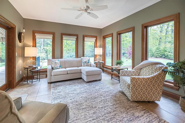 3824 HIDDEN SPRINGS Drive, Erie, PA 16506