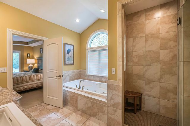 3824 HIDDEN SPRINGS Drive, Erie, PA 16506